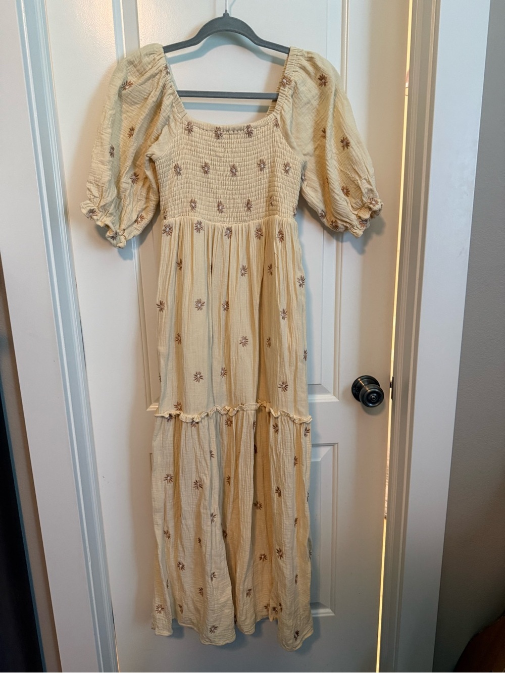 Women's Cream Puff-Sleeve Maxi Dress - Neutral Floral